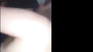 Due orsi italiani sborrano dentro un twink