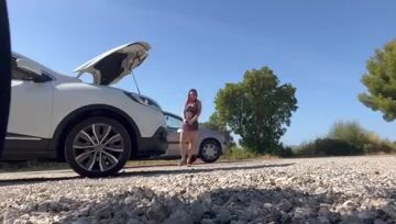 je vide les couilles d un vieux bien dodu