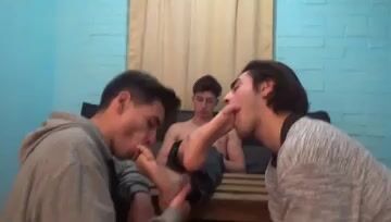 Gay Feet Worship - video 2
