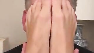 Gay feet facial
