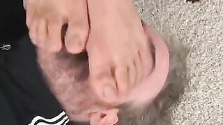 gay feet face