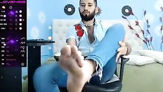 Gay feet | latino guy sexy feet