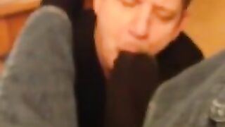 Gay feet 1 - video 2