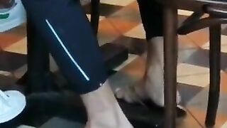 Public Feet 1