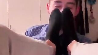 Feet Sniffing 1
