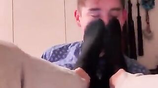 Feet Sniffing 1