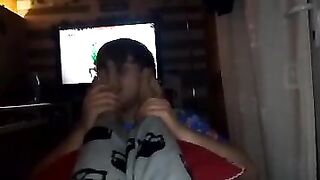 Smelly cute feet worship