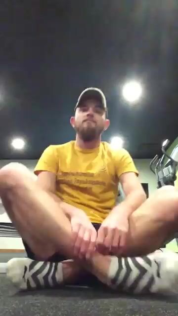Love Male Feet — gay-hypno-domination