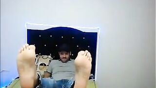 Sexy latino feet | GAY FOOT FETISH