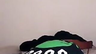 gay shows feet