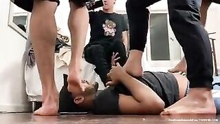 STR8 HOT DUDE FEET DOMINATION MASTER GAY 129