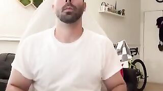 Gay show his size 11 hot soles