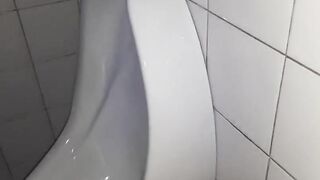 Sucking str8 bro in public bathroom