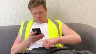 Str8 British Builder Wanks @AlphaMaleXXL