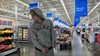 Str8 Boy lost a bet and had to Jerk off at the supermarket and got CAUGHT