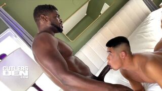 Hung, Uncut Big Cock Top Devin Trez Barebacks Insatiable Hot Power Bottom Luke Troung