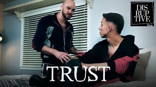Coach Trains Athlete To Open Mind And Loosen Ass Before Game - Cliff Jensen, Des Irez