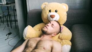 Cleaning man starts playing with his nipples and dick, jerks off and nuts