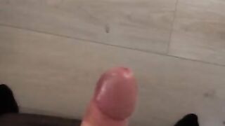Harten steifen Schwanz zum abspritzen gebracht Cumshot
