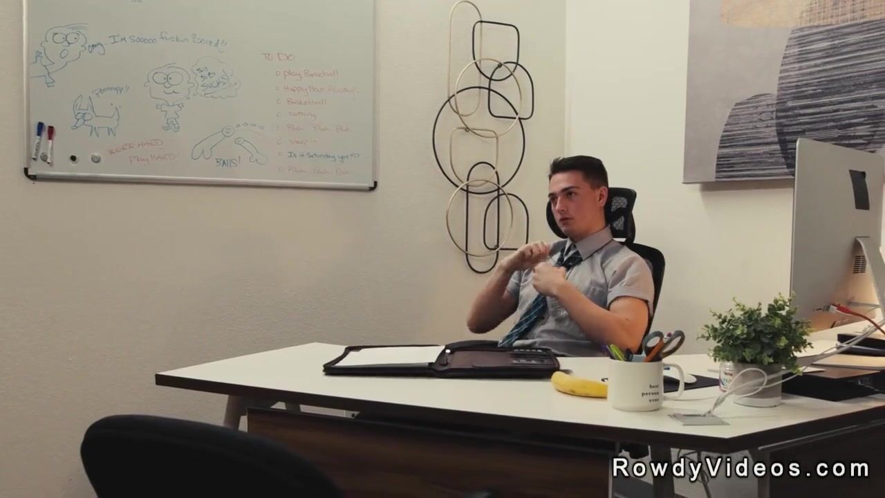 Gay gets blowjob from associate