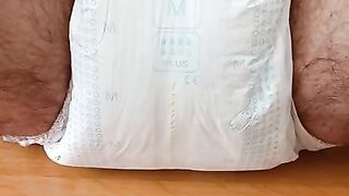 Desperate piss (and fart) in diaper - rubbing it afterwards ABDL DL