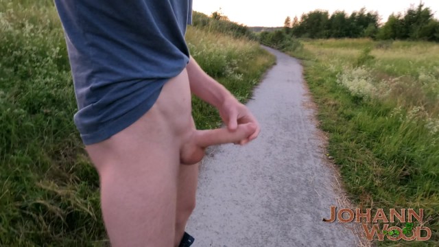 Real risky cumshot right at the jogging track! - Cover the track
