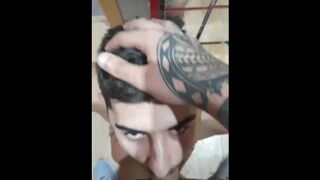 servicing straigth bro of grindr